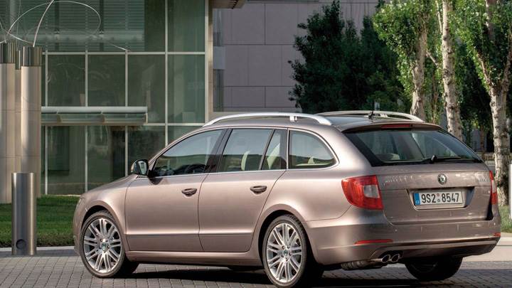 Skoda Superb Combi in Brown Outside The Hotel